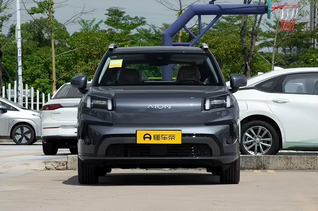 体验广汽埃安AION UT的驾驶乐趣_广汽集团埃安s_广汽埃安官网首页