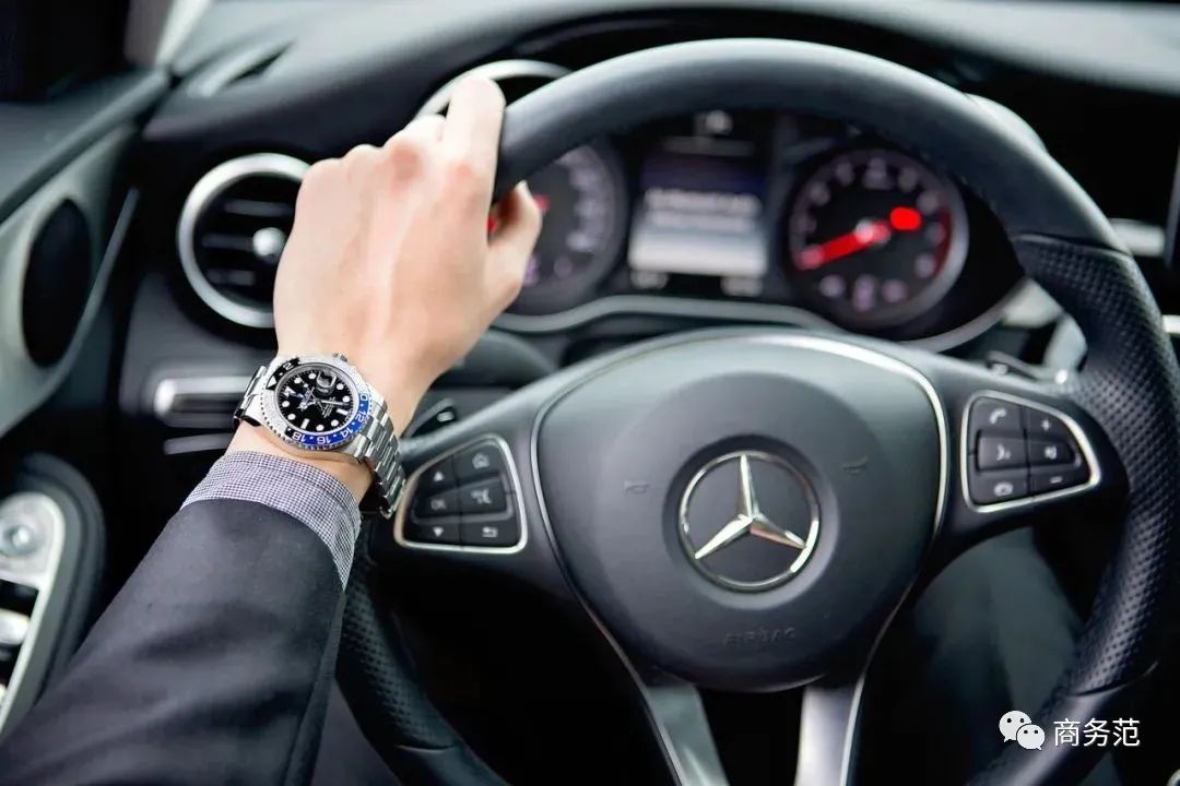 兰博基尼的车主故事与奢华生活_豪车兰博基尼_豪华的兰博基尼