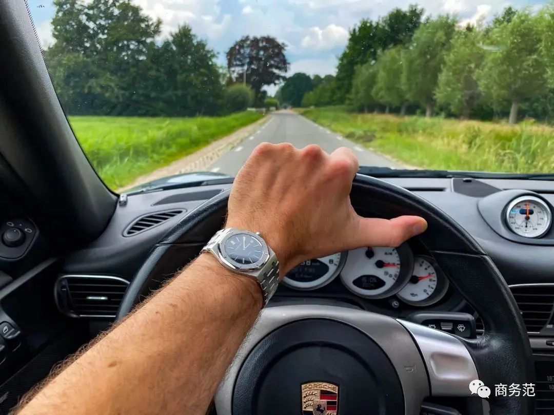 兰博基尼的车主故事与奢华生活_豪车兰博基尼_豪华的兰博基尼