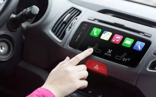 科技进步下的电动汽车：优劣势全面分析_高科技电动汽车_科技感强的电动汽车