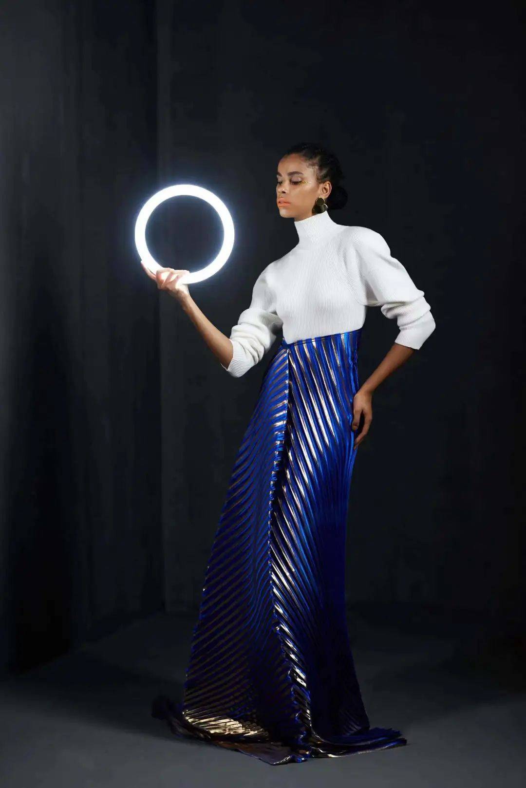 凯迪拉克影响力在全球时尚界的探索_全球最恶心探索_凯迪拉克世界