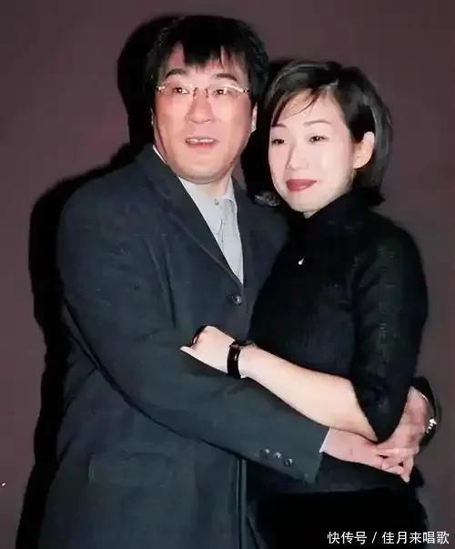 宜宾时光见证有限公司_李宗盛的经典音乐作品成为时光的见证,令人感动_李宗盛最感人的演唱会