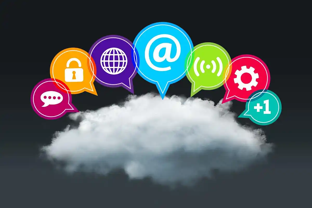 如何通过奔驰的社交媒体提升品牌影响力？_社交媒体对的影响_社交媒体给生活的影响