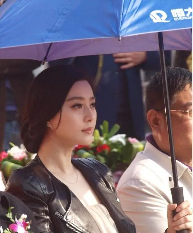 关之琳现代电影_关之琳影像_关之琳的影视作品与社会现象