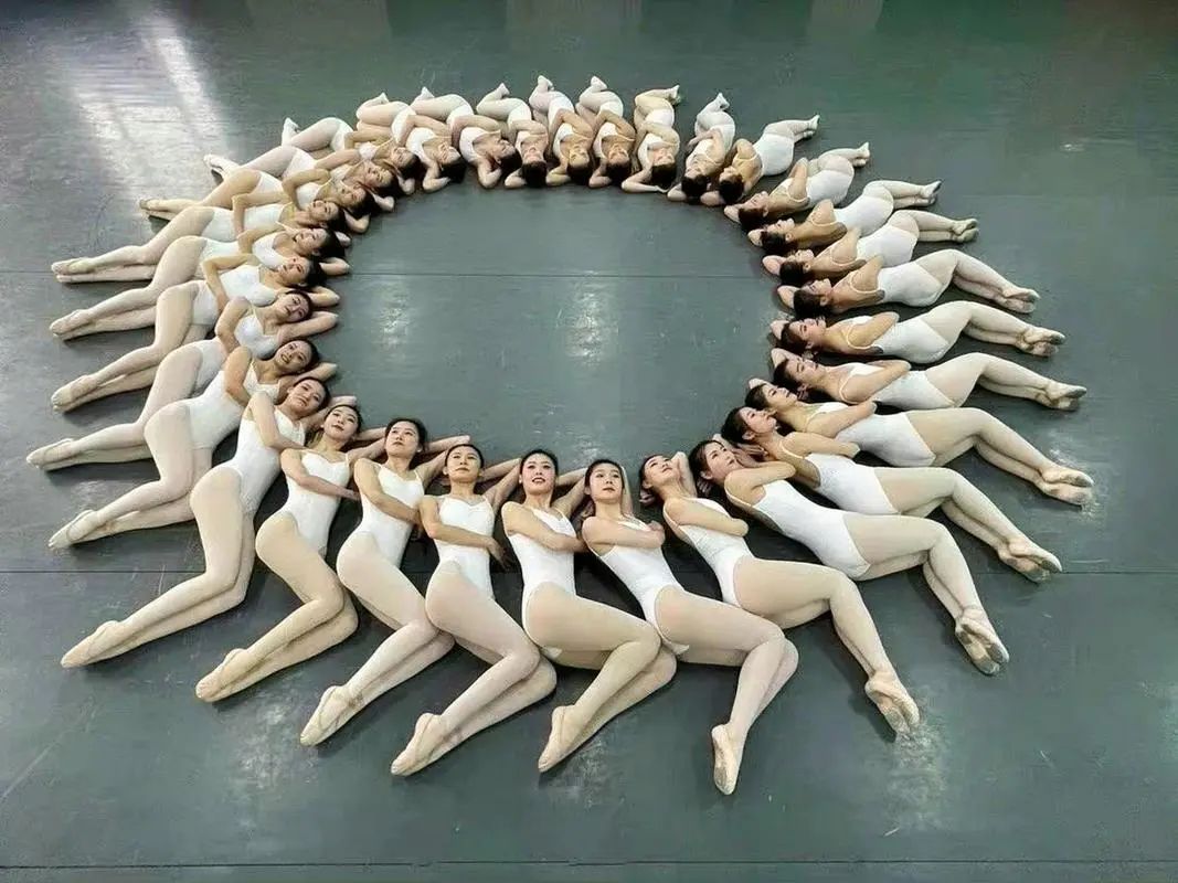 关之琳的影视作品与社会现象_关之琳现代电影_关之琳影像