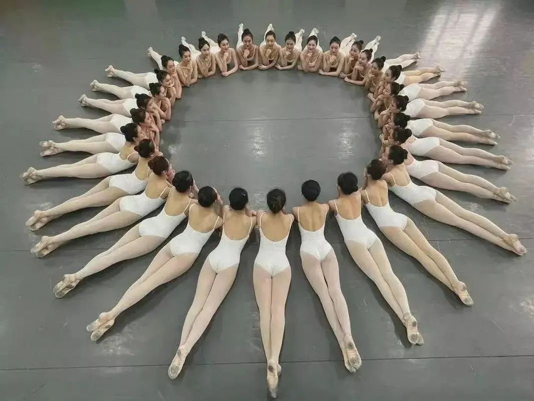 关之琳的影视作品与社会现象_关之琳影像_关之琳现代电影