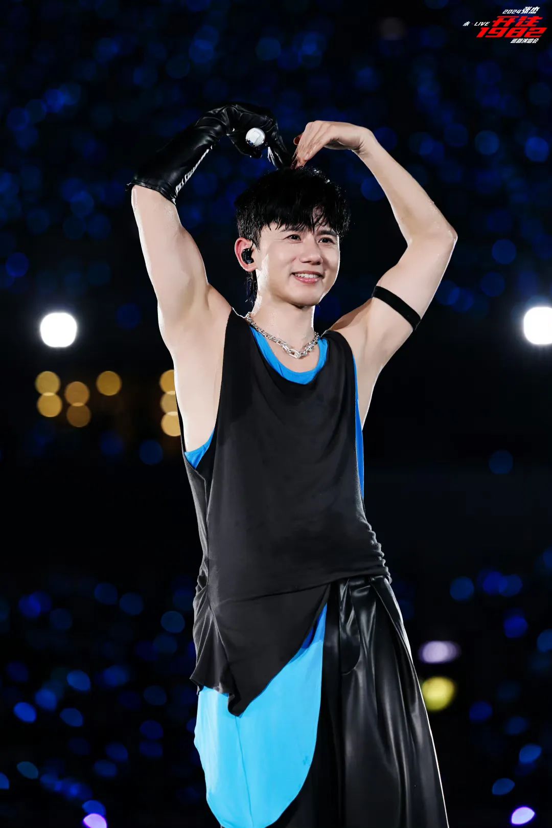 引起关注英语_张杰的每一次演出都引起媒体关注，实力不容小觑_被什么引起关注用英文怎么说