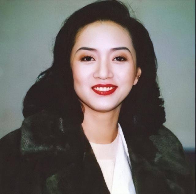 港剧黄金时期_蓝洁瑛与香港电影的黄金时期_香港影片黄金时代