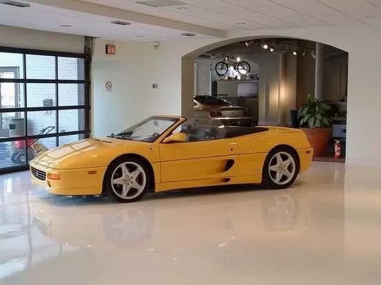 凯迪拉克传奇车型_凯迪拉克经典名车与传奇驾驶人故事_凯迪拉克最高级的故事