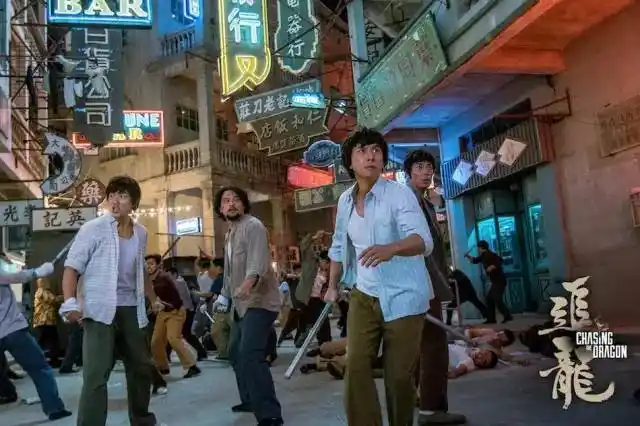 甄子丹的经典电影与导演合作_甄子丹执导的电影_电影甄子丹导演经典合作片段