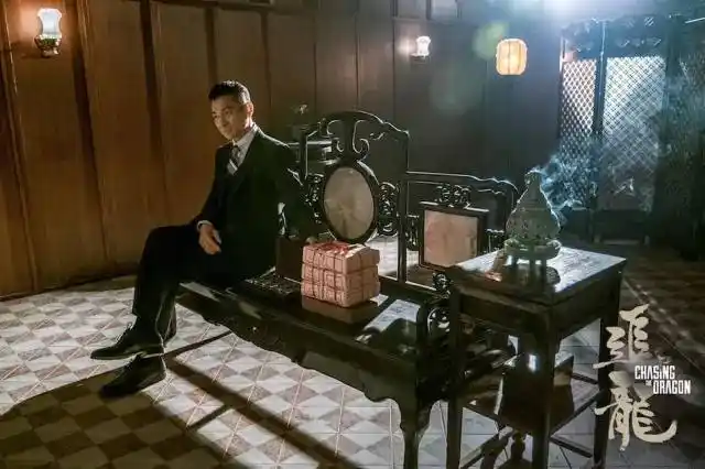 甄子丹的经典电影与导演合作_甄子丹执导的电影_电影甄子丹导演经典合作片段