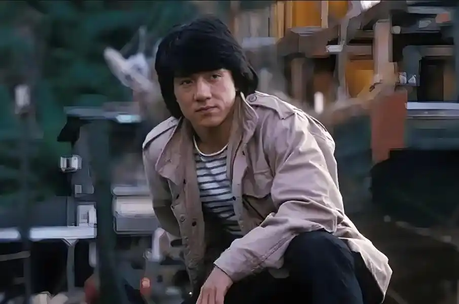 成龙成就商业个人品牌有哪些_成龙的个人品牌与商业成就_成龙成就商业个人品牌是什么