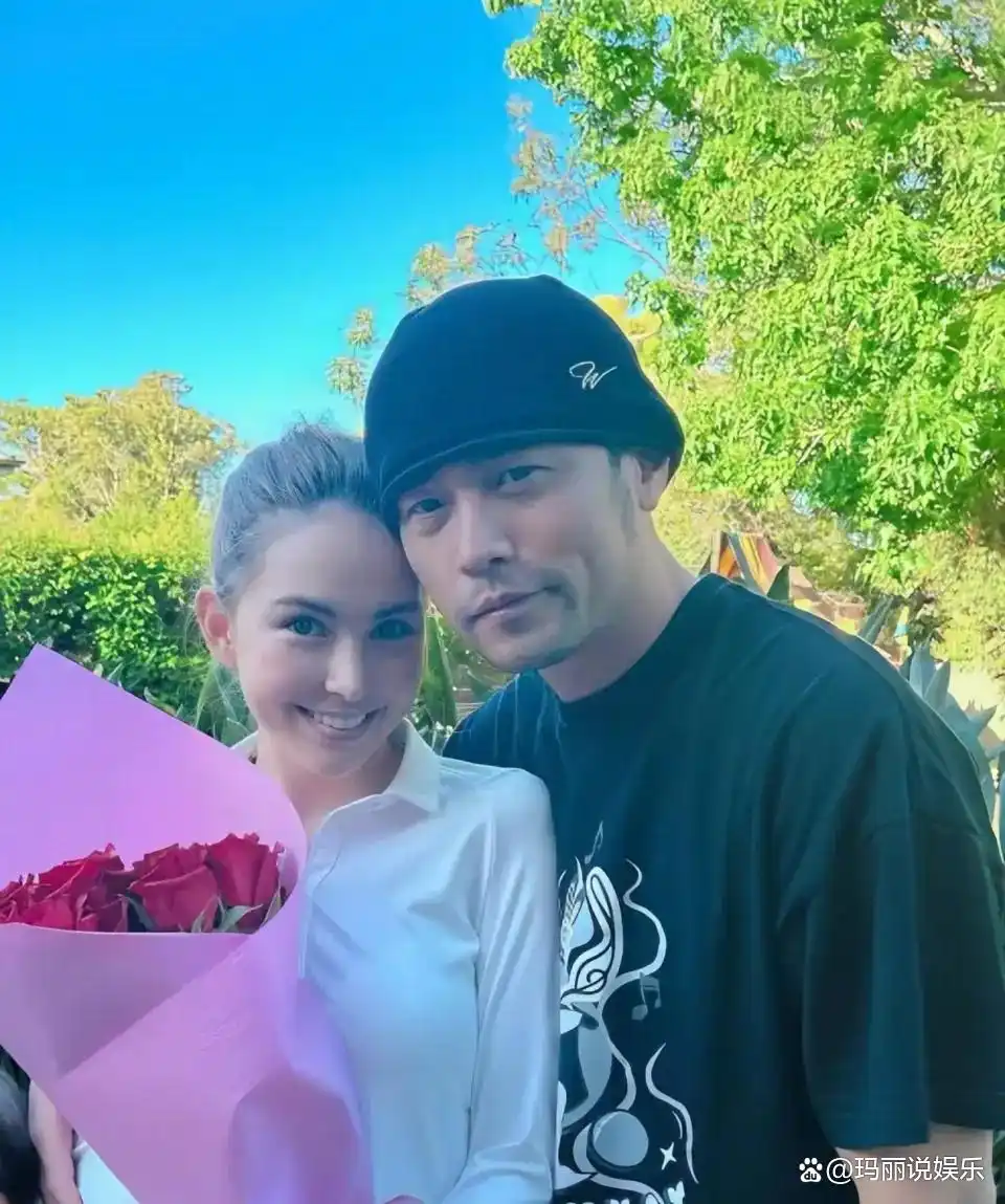 周杰伦说话视频_周杰伦幽默_周杰伦在社交媒体上的幽默瞬间