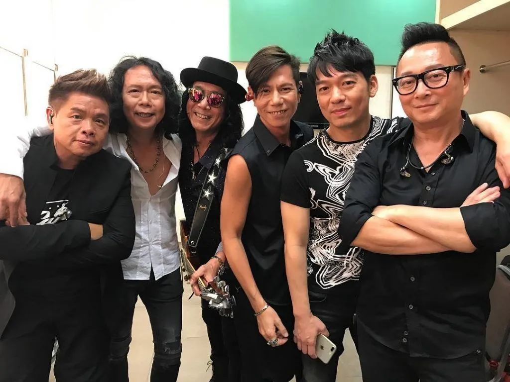 追忆张国荣:不朽的艺术灵魂_张国荣灵魂_张国荣永垂不朽