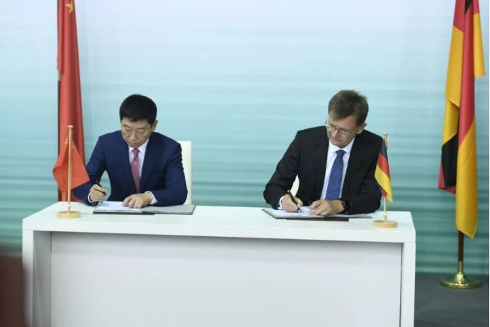 新春看车企 | 再创销量记录 宝马2019年将发起密集产品攻势