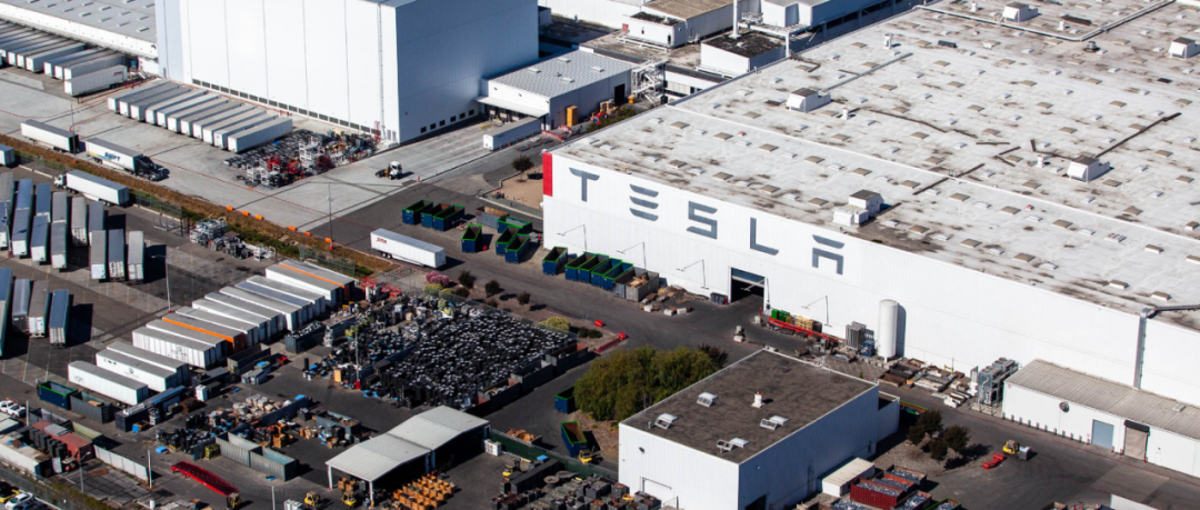 燃油车市场份额_燃油车销量占比_燃油车与新能源汽车的较量：从销售数据看