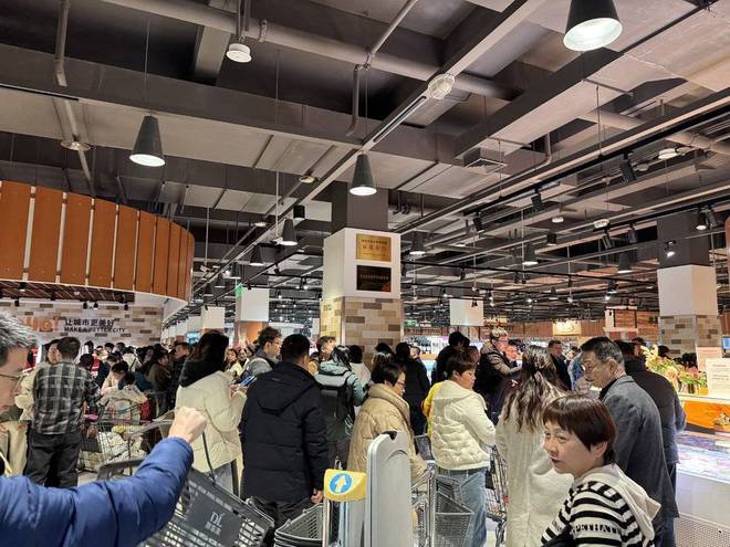 论述建立良好顾客关系的重要性_胖东来:构建良性沟通的顾客服务环境_建立良好顾客关系的基石