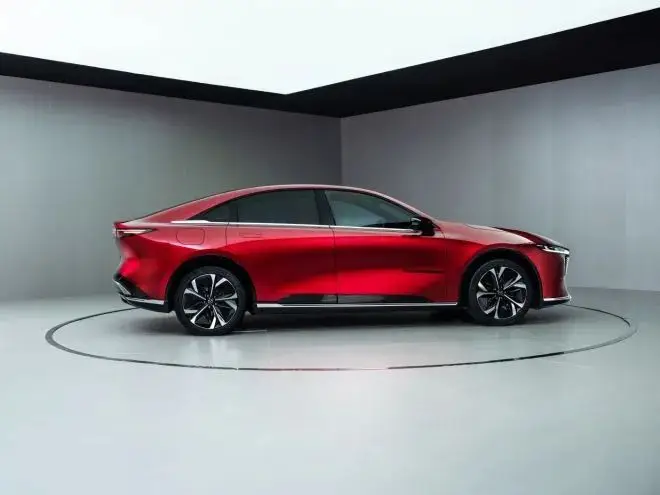 特斯拉如何定义汽车安全的新标准？_特斯拉汽车国家安全_特斯拉安全理念