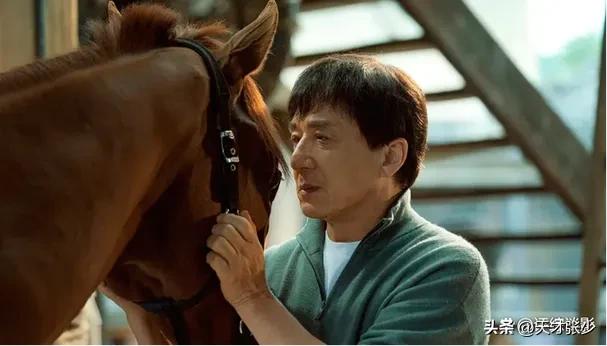 成龙的武打生涯：从小演员到国际巨星_成龙国际影响力可怕视频_成龙国际动作