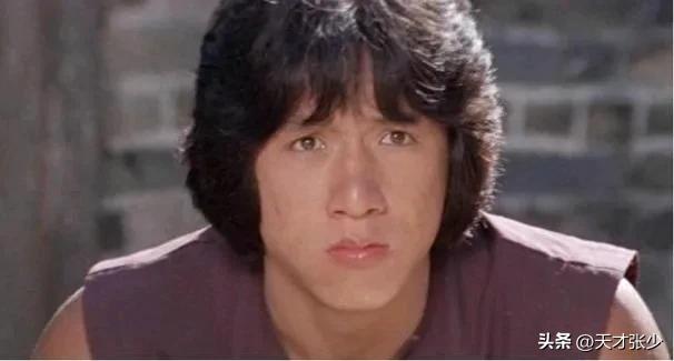 成龙国际影响力可怕视频_成龙的武打生涯：从小演员到国际巨星_成龙国际动作