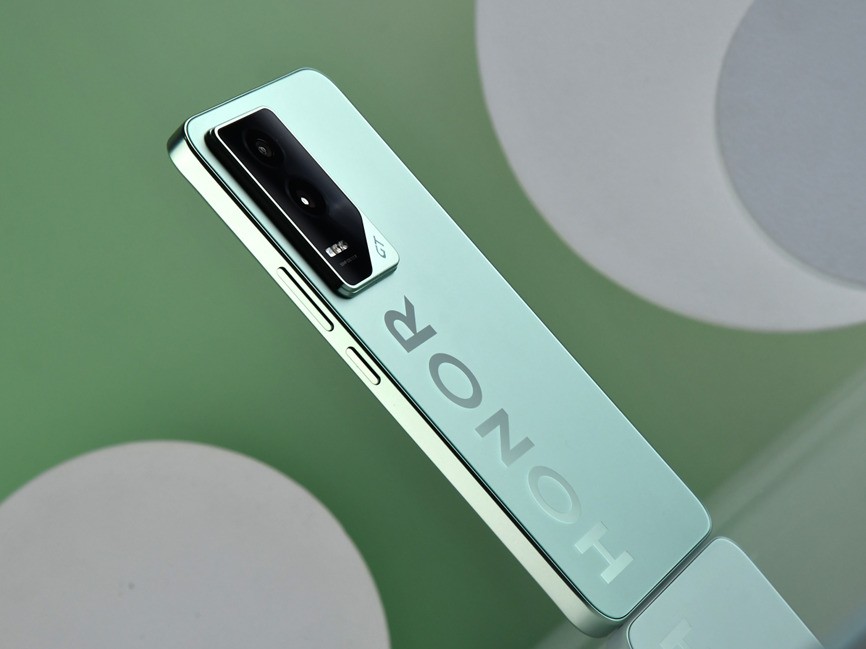 荣耀手机的游戏性能与流畅度评测_荣耀手机游戏性能排行_荣耀游戏性能好的手机