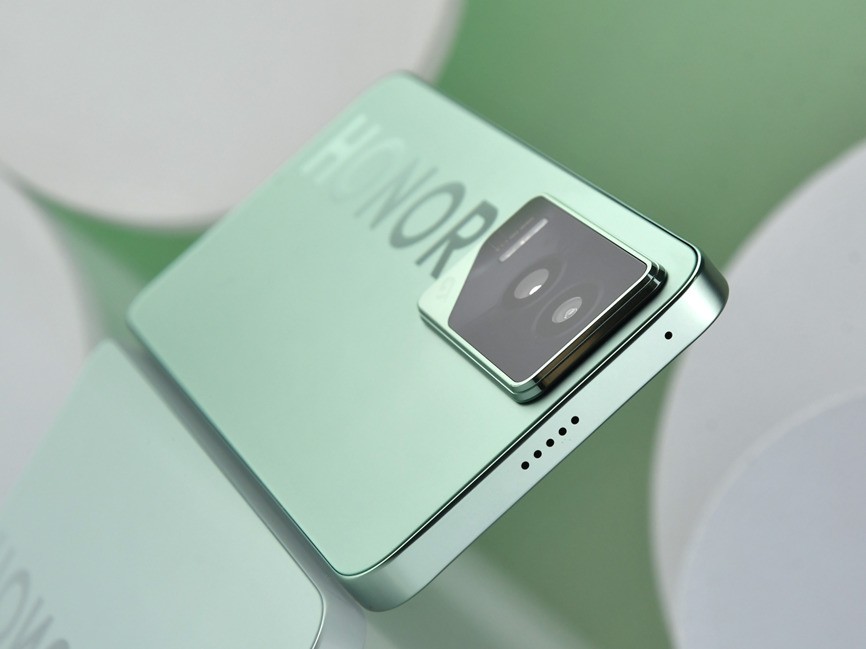 荣耀游戏性能好的手机_荣耀手机游戏性能排行_荣耀手机的游戏性能与流畅度评测