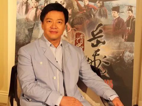 成龙与电影特效的创新_成龙电影特效创新作品_成龙特效镜头