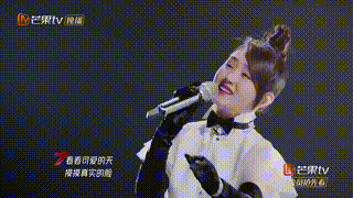 金巧巧的经典表演回顾_春晚经典歌曲回顾_回顾经典上甘岭