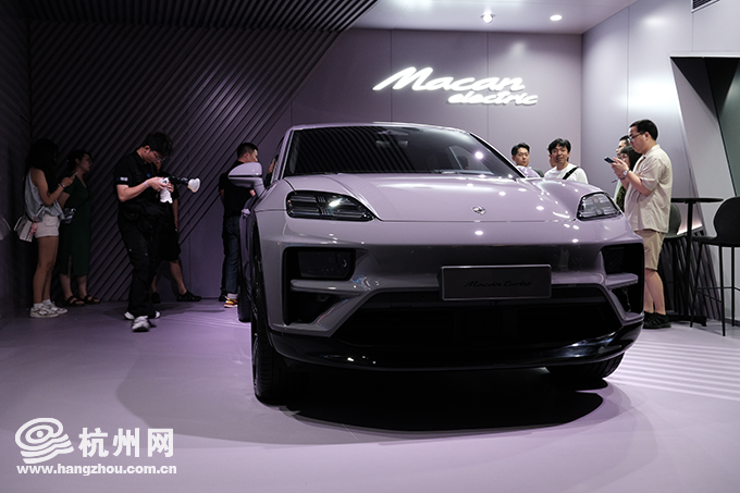 限量版保时捷_保时捷的限量发售：独一无二的奢华_保时捷限量版跑车