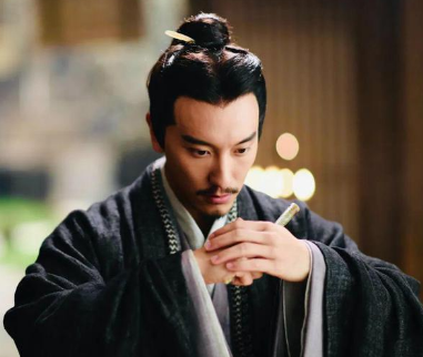 郭嘉谋略_郭嘉的智慧与谋略_谋士郭嘉