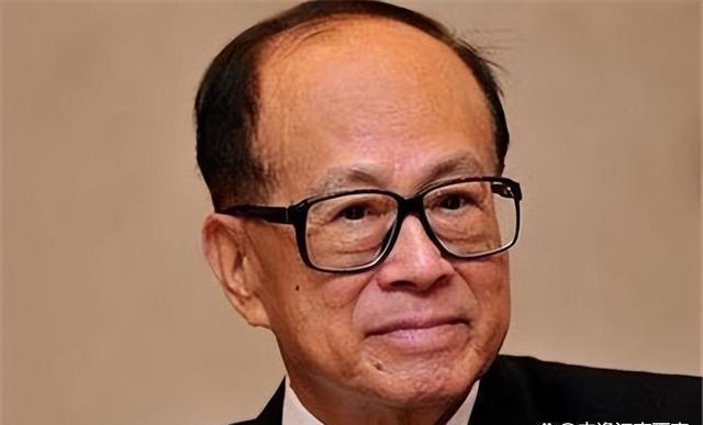 李嘉诚的企业精神_李嘉诚家族企业治理特点_李嘉诚的家庭观念与企业文化