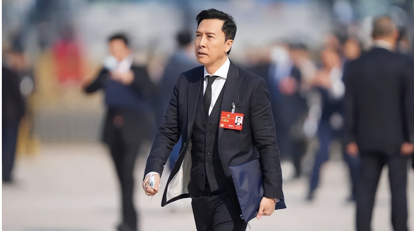 影视光线创作pdf完整版_影视短片创作文章_甄子丹的影视创作与文化传播