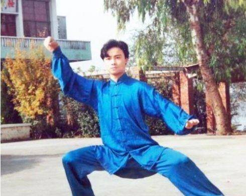 张晋在影视中的武打技巧展示_张晋武打片_张晋武打视频剪辑