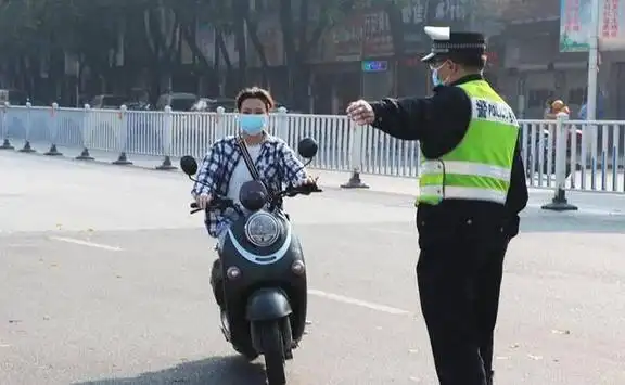 您需要了解的电动汽车技术与问题_电动汽车需要解决的技术_您需要了解的电动汽车技术与问题