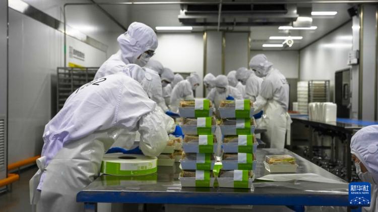 新乡胖东来超市大胖_胖东来对消费者的责任_胖东来：为了消费者的餐桌安全