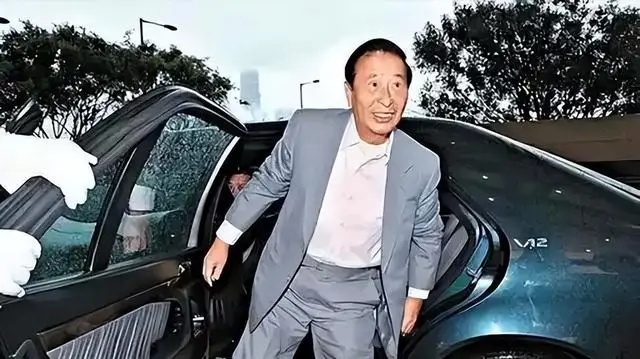 李嘉诚投资科技公司最成功_李嘉诚与科技投资的布局_李嘉诚投资tru