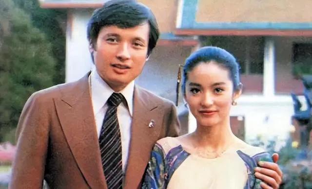 林青霞与粉丝的动人故事_林青霞动图_爱丝人允儿薄丝