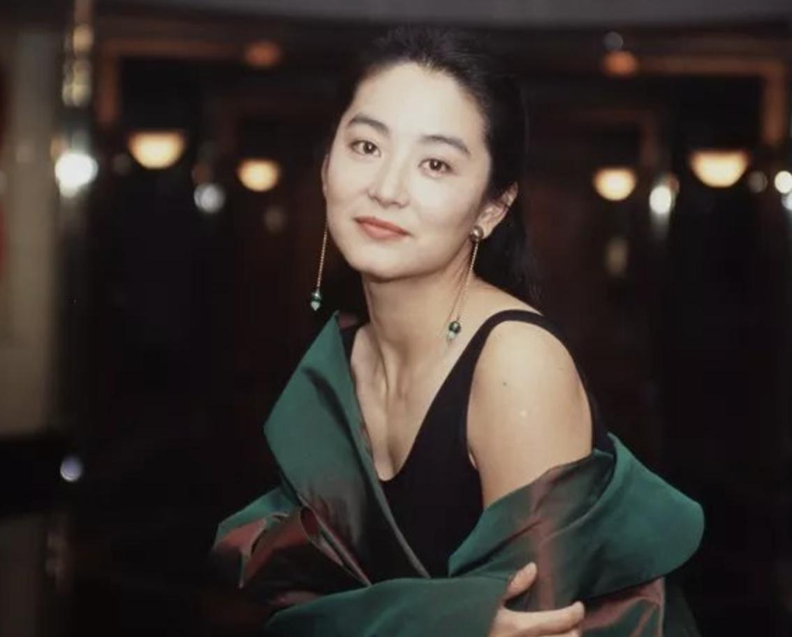 林青霞的故事_林青霞六指琴魔动图_林青霞与粉丝的动人故事